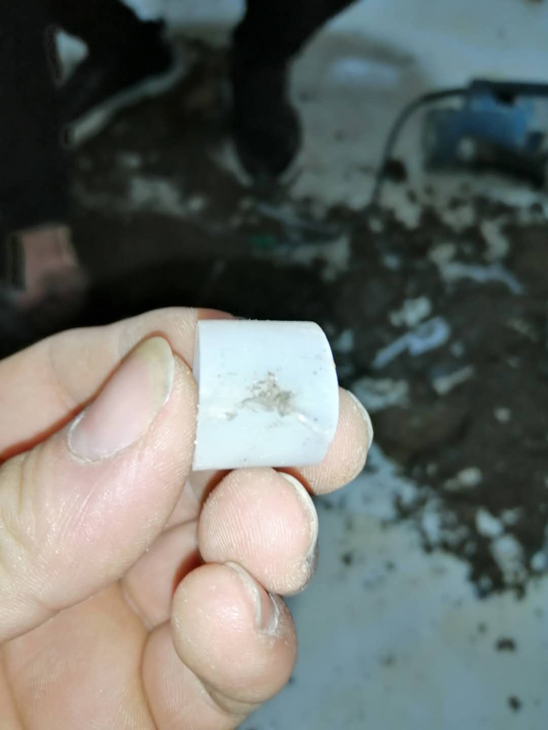 阿拉山口家里地暖漏水了怎么办？